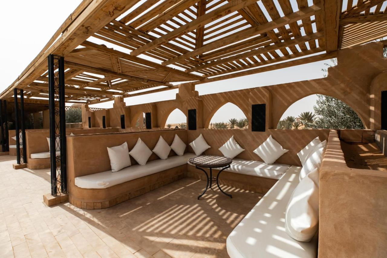 Nomad Palace 메르주가 외부 사진