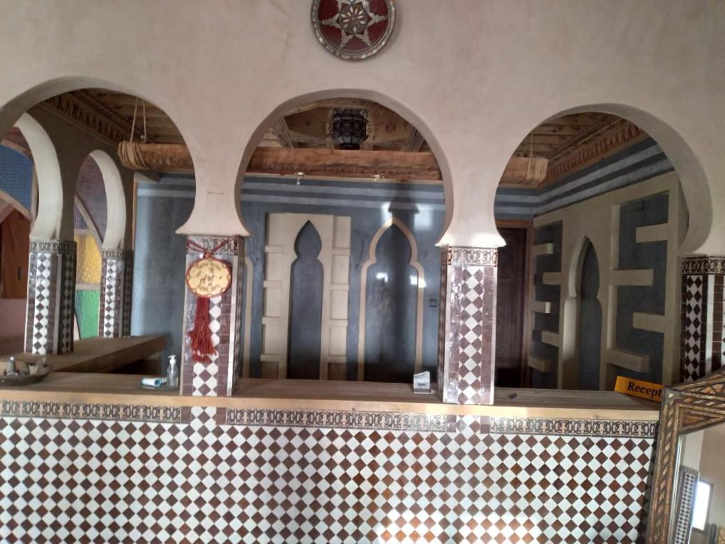 Nomad Palace 메르주가 외부 사진